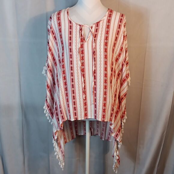 Southwestern Red and White Women's Top - Picture 7 of 7